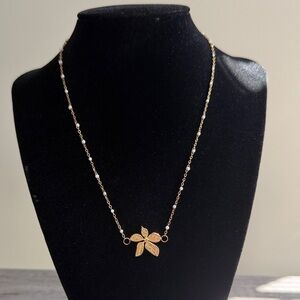 Gold plated stainless steel white & gold flower necklace